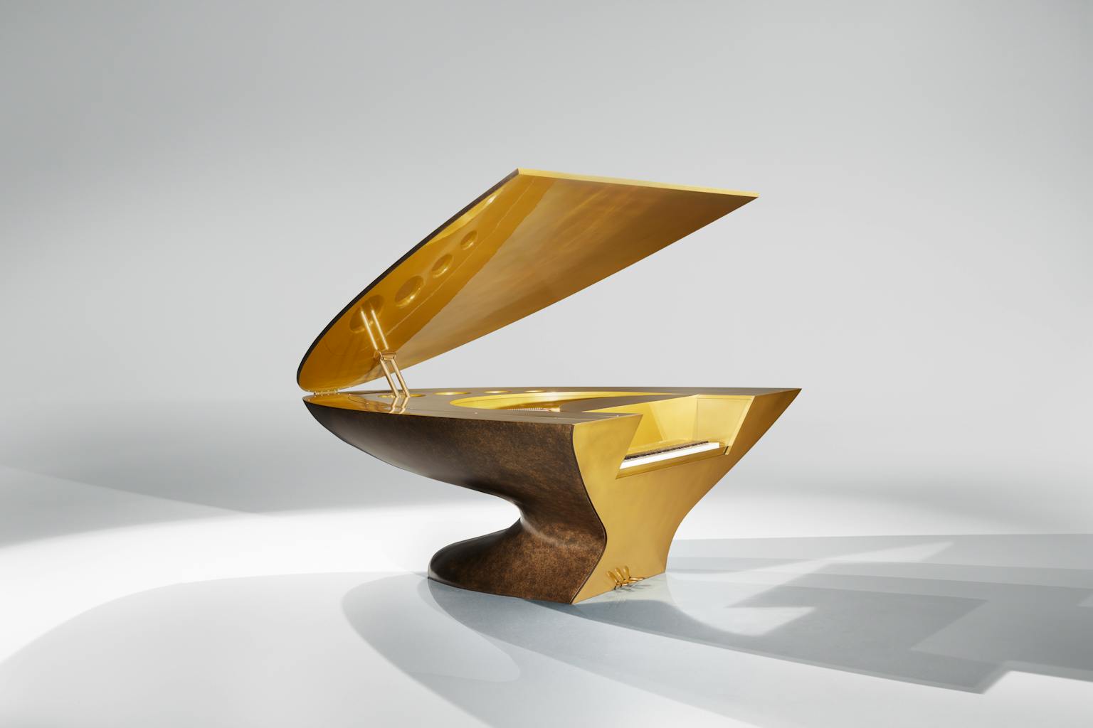 Edelweiss Piano MAWD ICFF