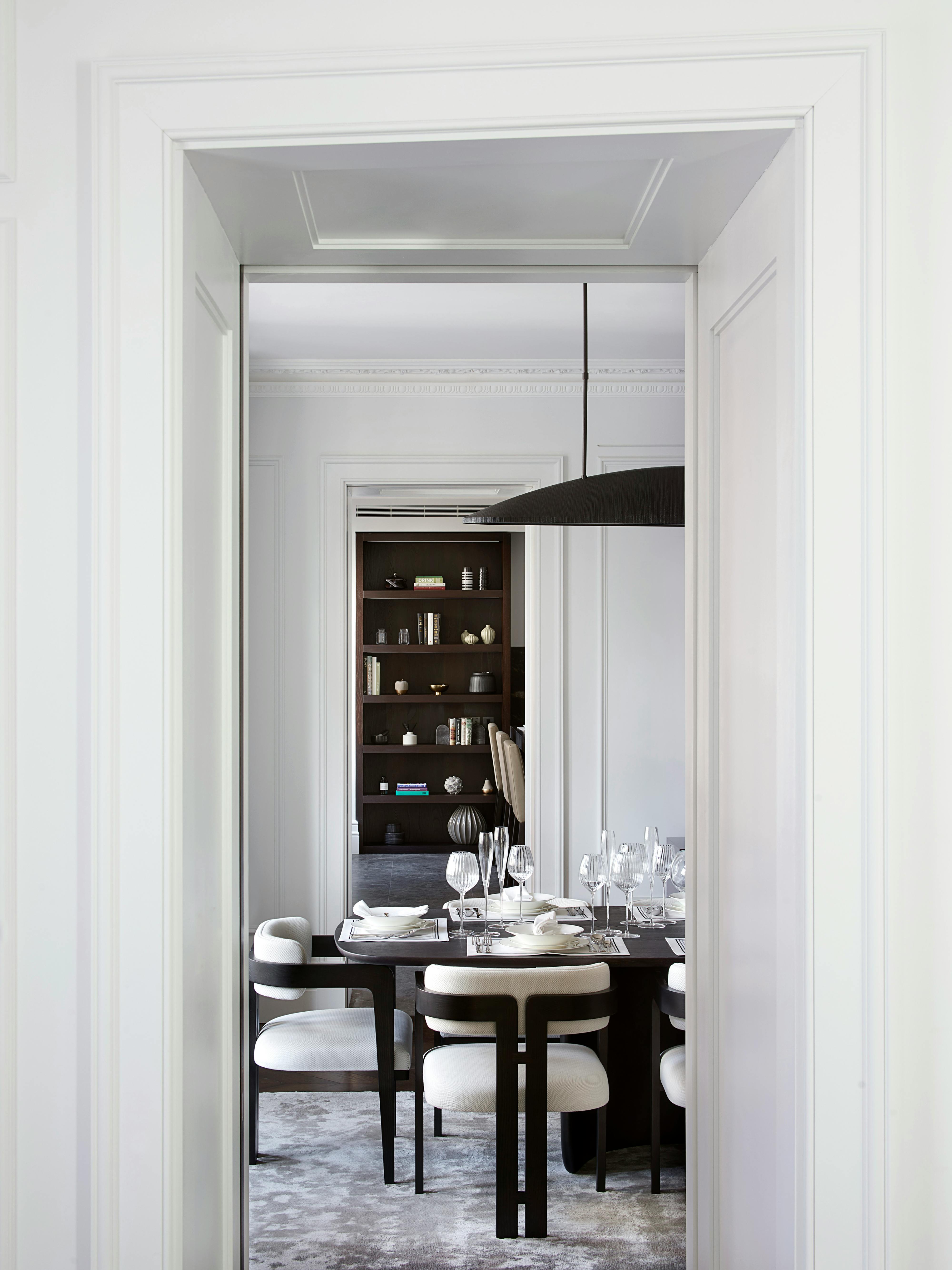 MAWD KNIGHTSBRIDGE GATE INTERIOR PORTA Ljpg