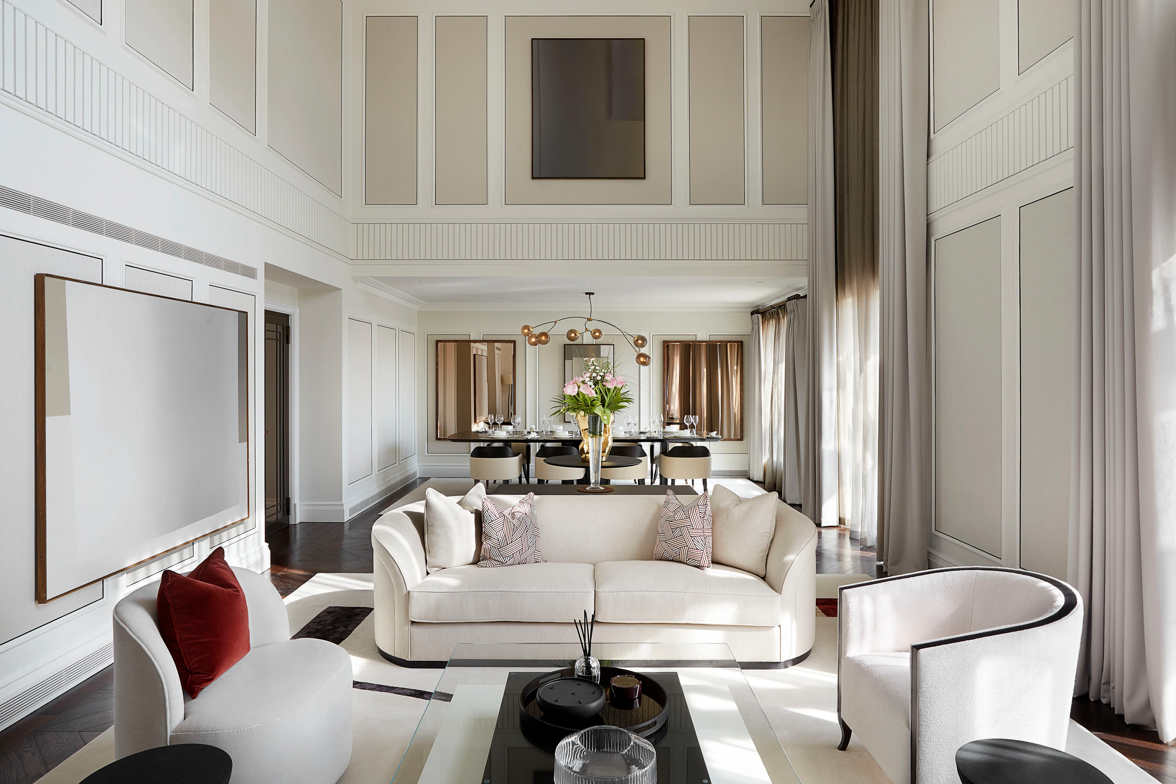 MAWD KNIGHTSBRIDGE GATE RECEPTION INTERIOR