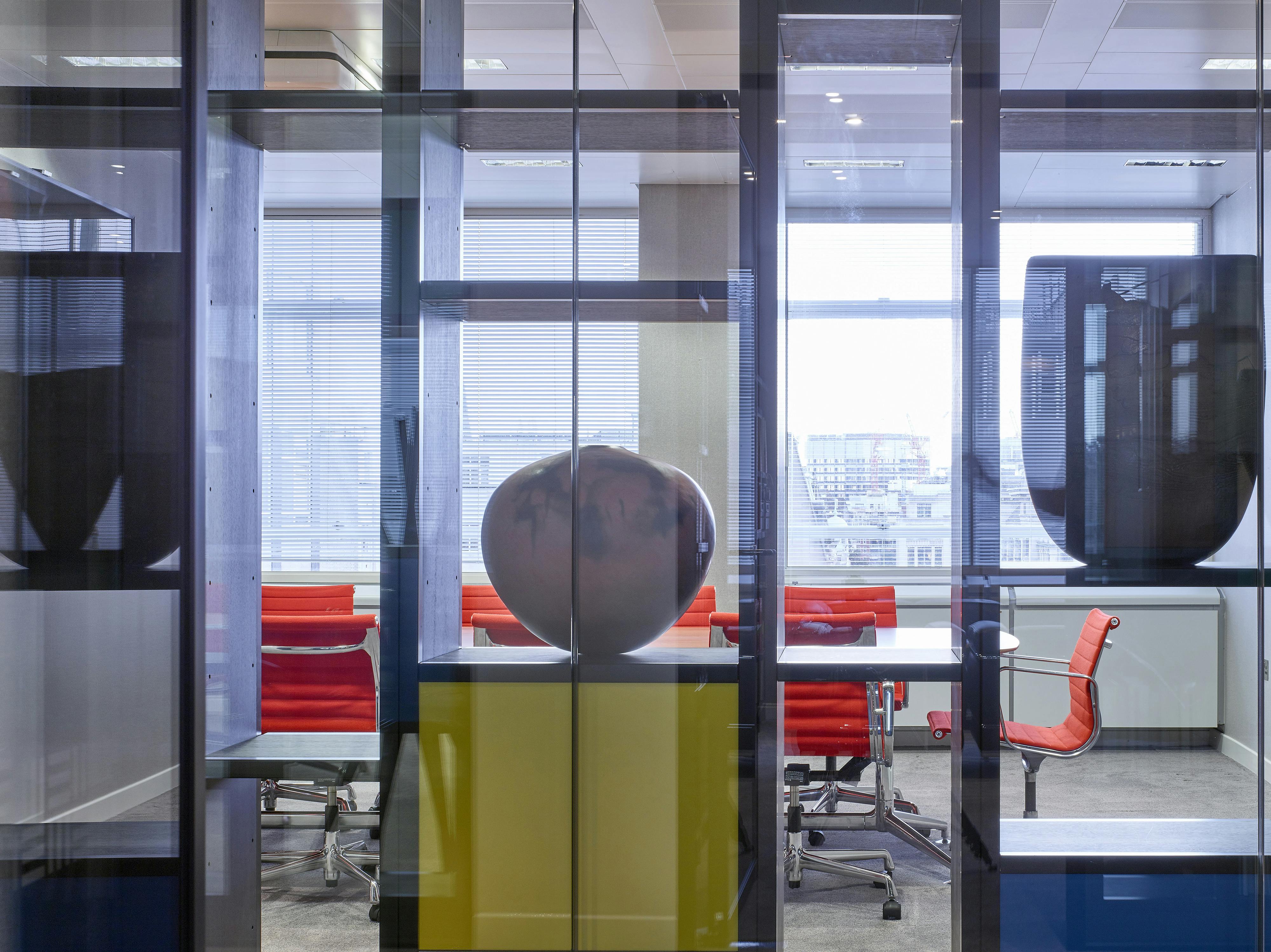 large display screen for office